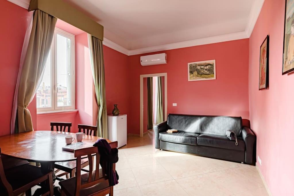 41 Nazionale Suite 41 Rome Bagian luar foto